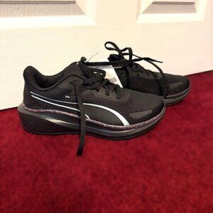 PUMA SNEAKERS Brand New with tags SIZE 7